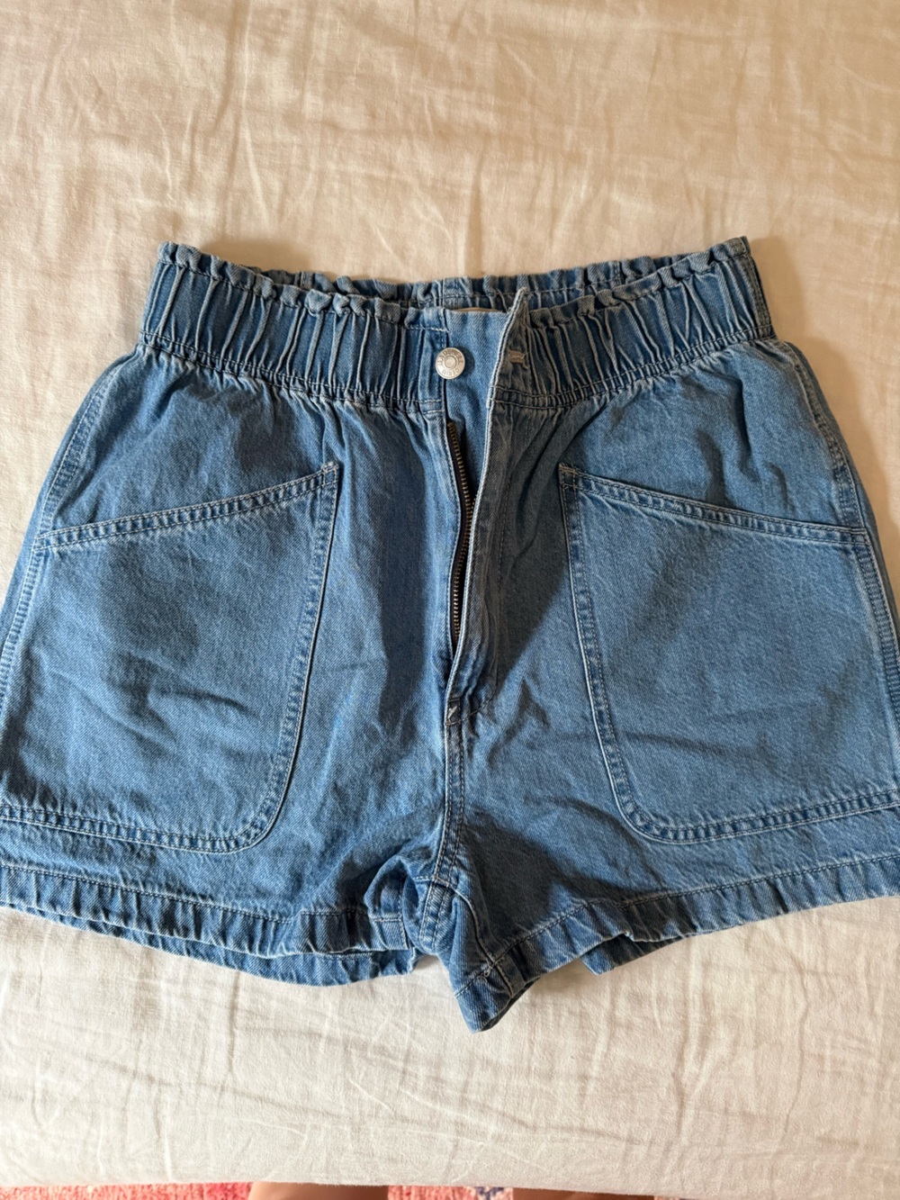 Madewell Denim High-Waist Elastic Waist Shorts - Light Blue